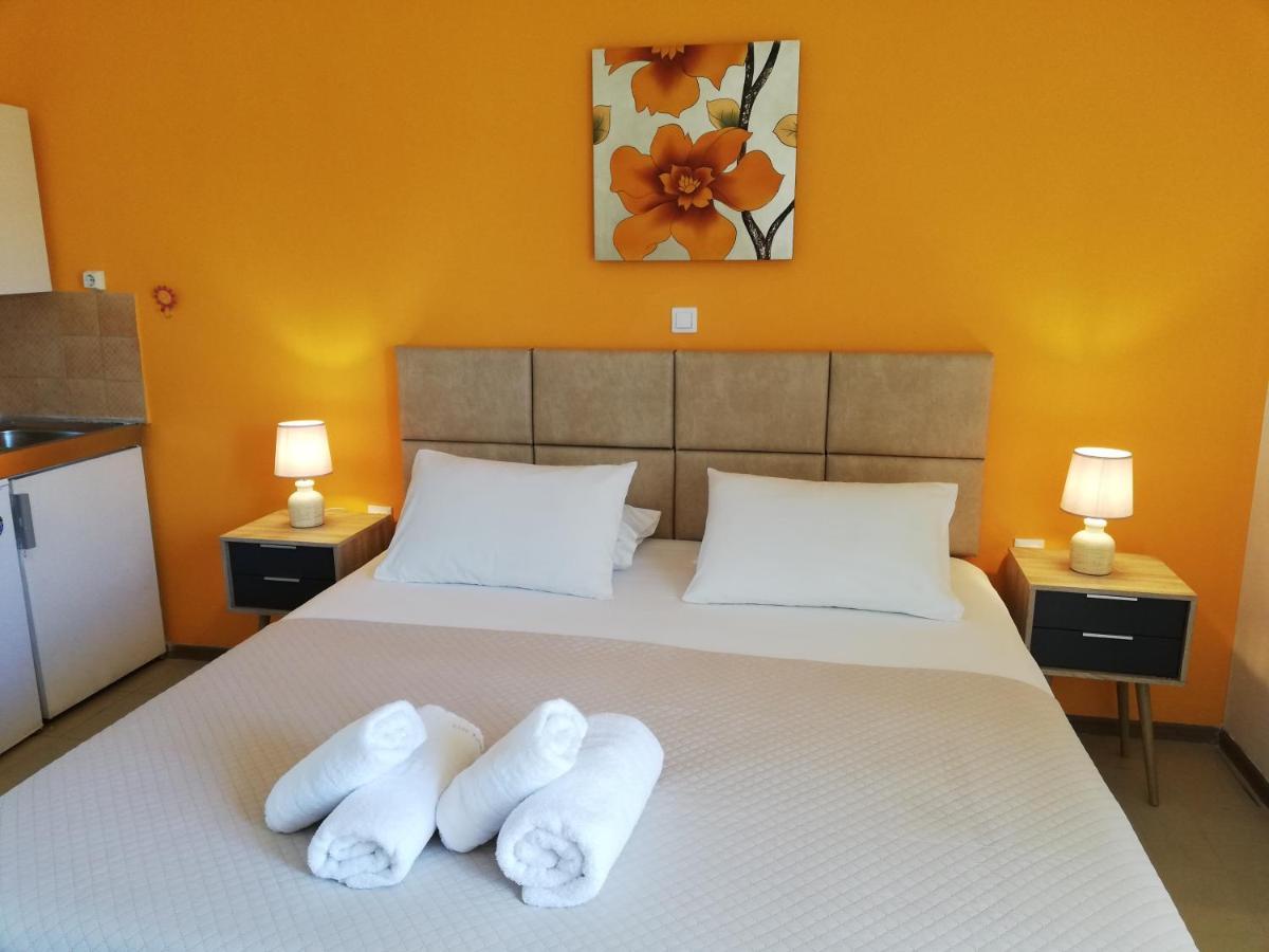 לגאנאס Villa Daizy Boutique Apartments מראה חיצוני תמונה