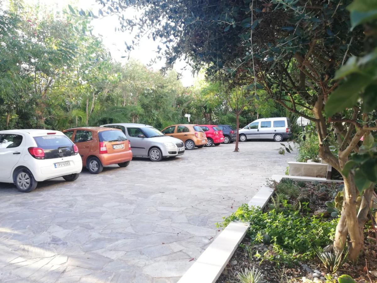 לגאנאס Villa Daizy Boutique Apartments מראה חיצוני תמונה