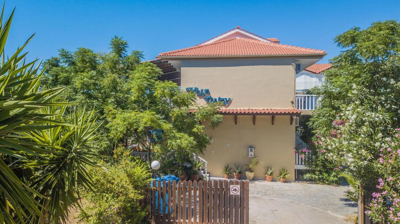 לגאנאס Villa Daizy Boutique Apartments מראה חיצוני תמונה
