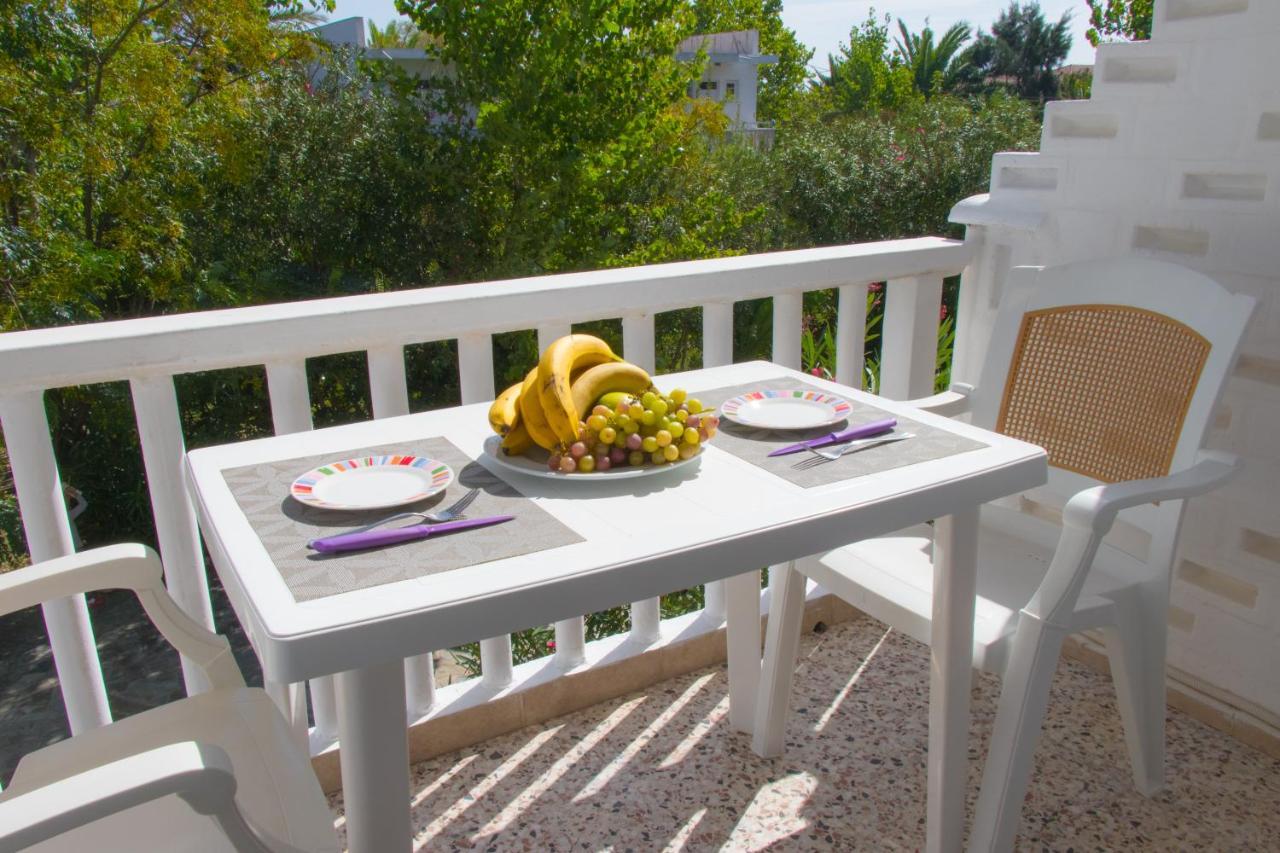 לגאנאס Villa Daizy Boutique Apartments מראה חיצוני תמונה