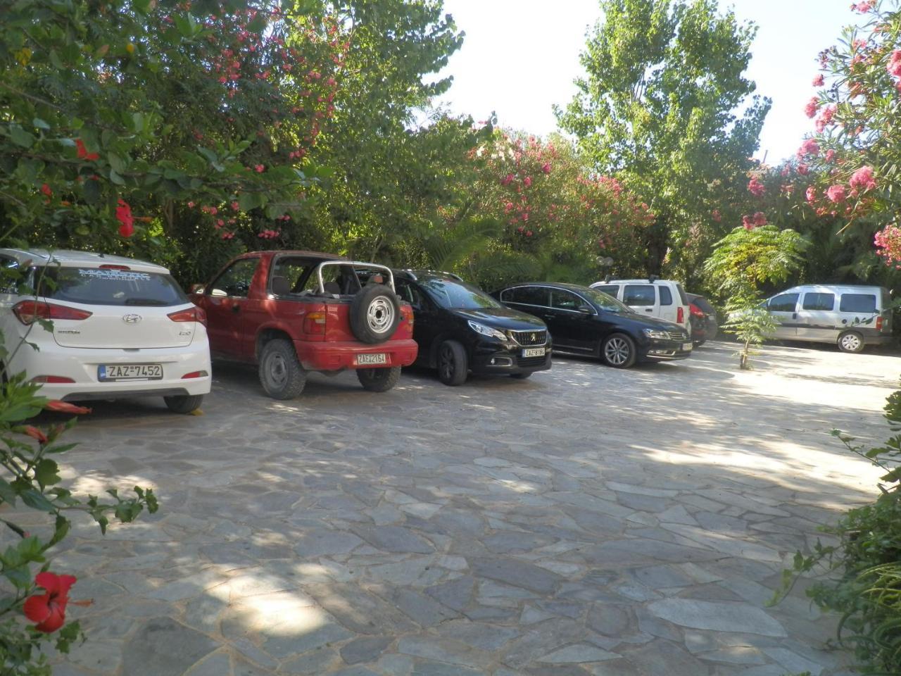 לגאנאס Villa Daizy Boutique Apartments מראה חיצוני תמונה