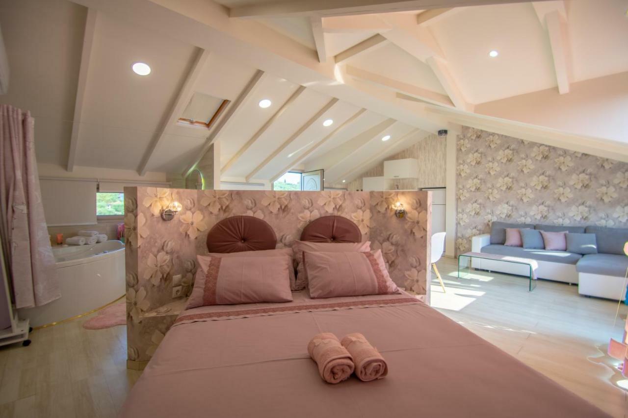 לגאנאס Villa Daizy Boutique Apartments מראה חיצוני תמונה