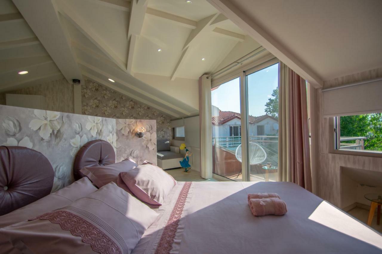 לגאנאס Villa Daizy Boutique Apartments מראה חיצוני תמונה