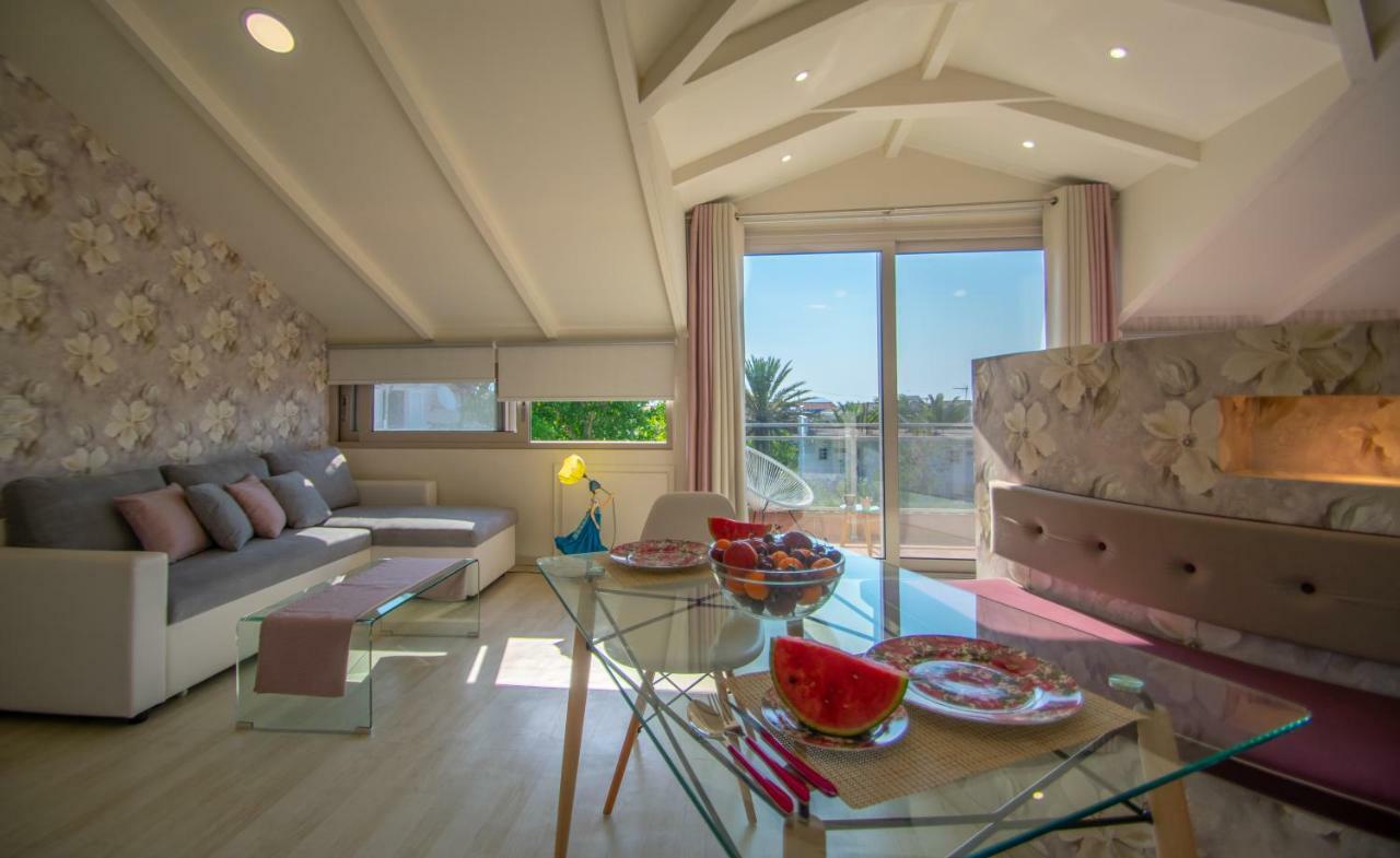 לגאנאס Villa Daizy Boutique Apartments מראה חיצוני תמונה